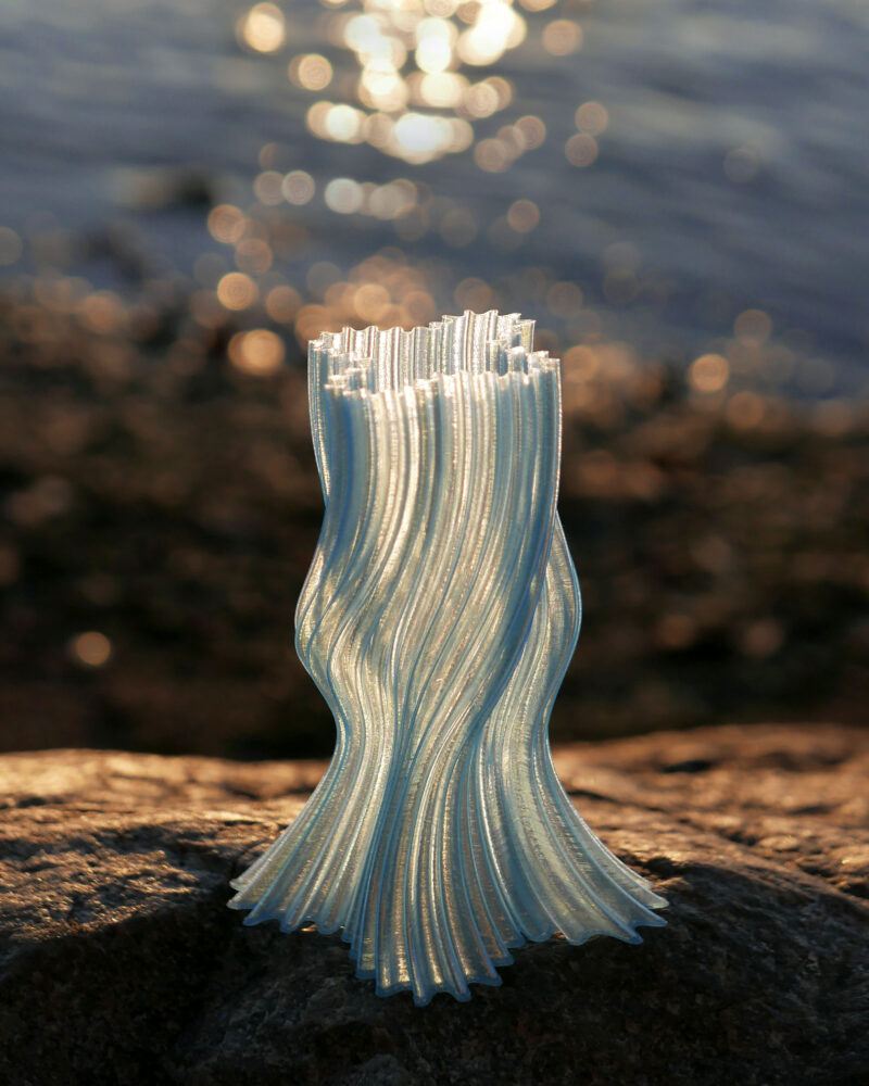Dancing dress vase / blue ice - Image 4